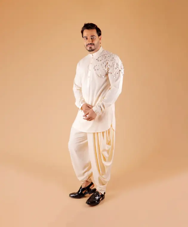 Ivory Sheesha Kurta Set