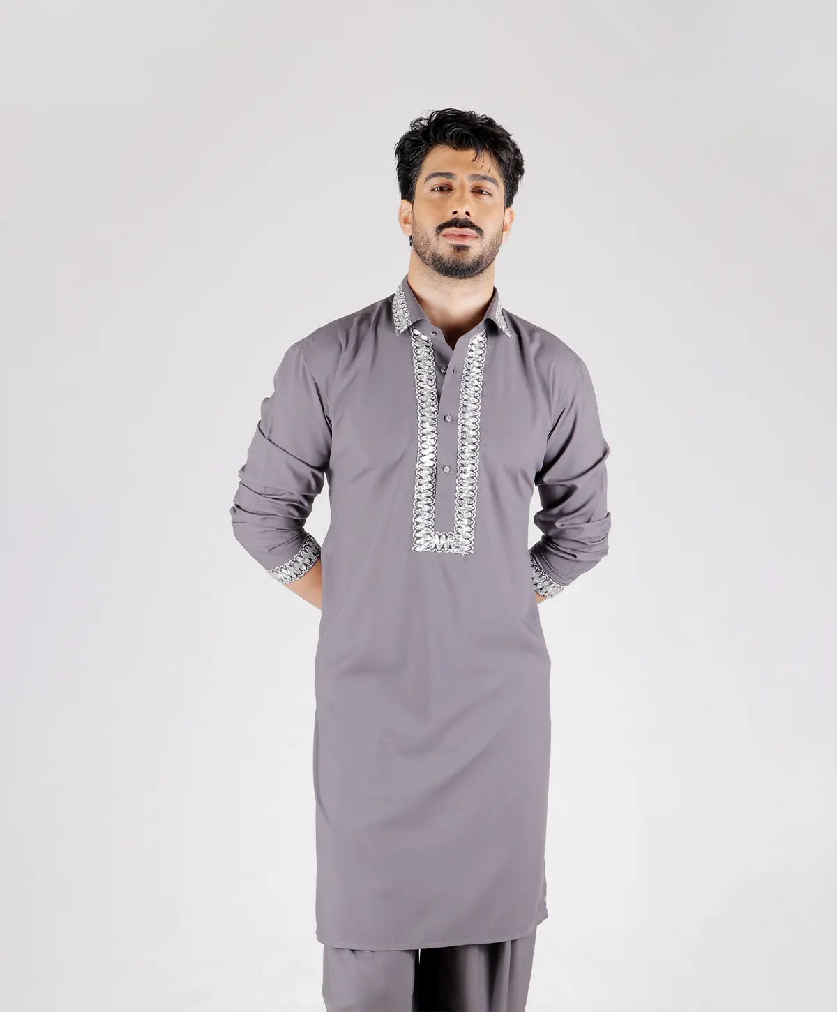 Silver Frame Grey Kurta Set - Image 2