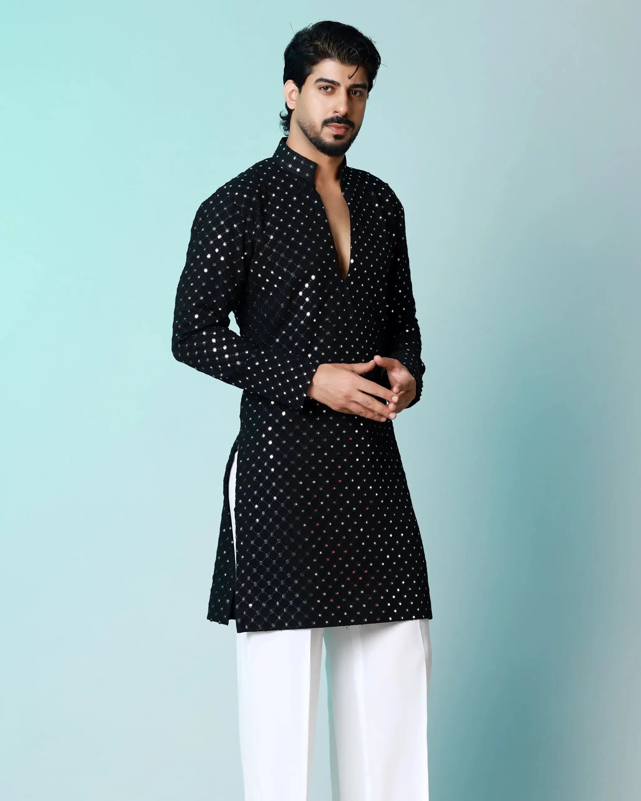 Nayanoir Syaah Mehfil Kurta - Black - Image 4