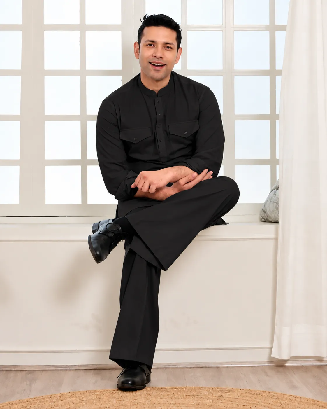 Essential Co-Ord Set - Black - Image 2